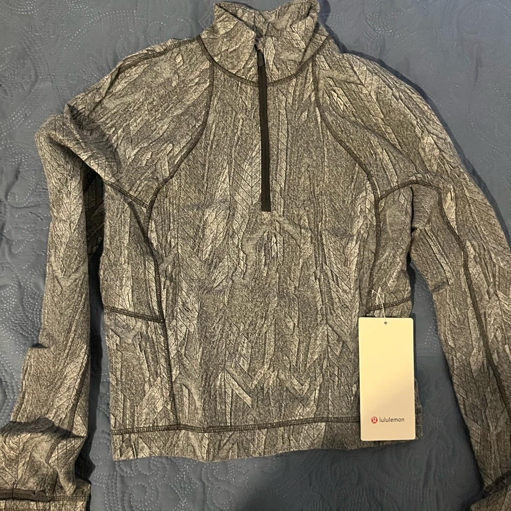 Selling Run Cropped Half Zip Jacket